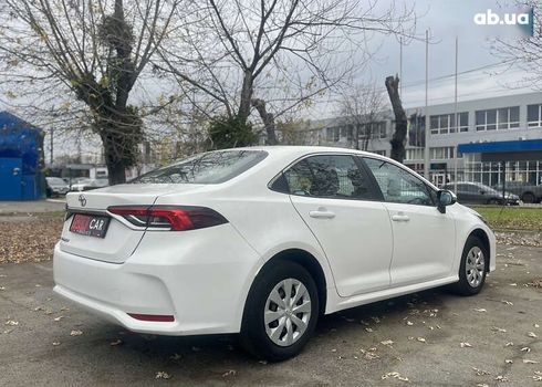 Toyota Corolla 2020 - фото 12
