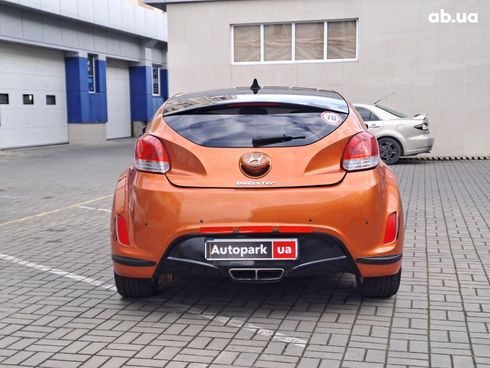Hyundai Veloster 2016 оранжевый - фото 6