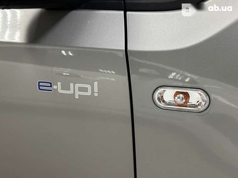 Volkswagen e-Up 2016 - фото 9