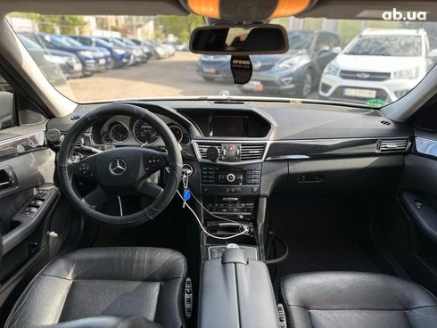 Mercedes-Benz E-Класс 2011 белый - фото 18