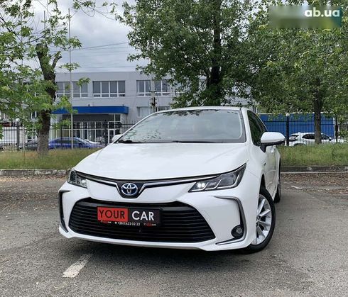Toyota Corolla 2020 - фото 2