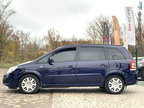 Opel Zafira 2011 - фото 12
