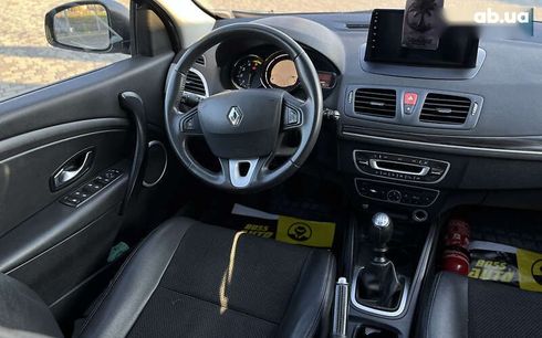 Renault Megane 2011 - фото 15