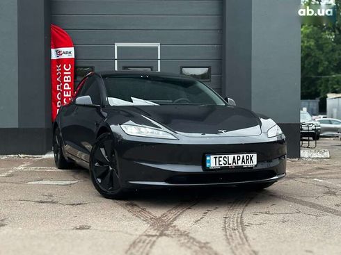 Tesla Model 3 2024 - фото 2