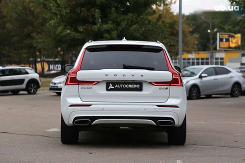Volvo XC60 2019 - фото 7