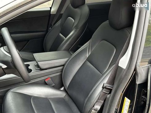Tesla Model Y 2021 - фото 13