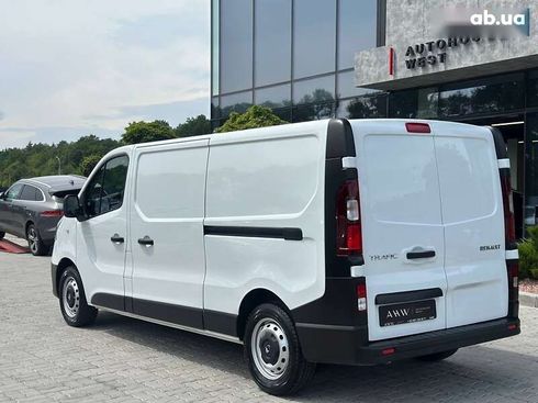 Renault Trafic 2019 - фото 11