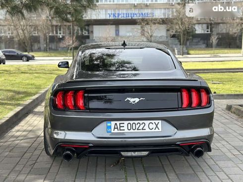 Ford Mustang 2020 - фото 10