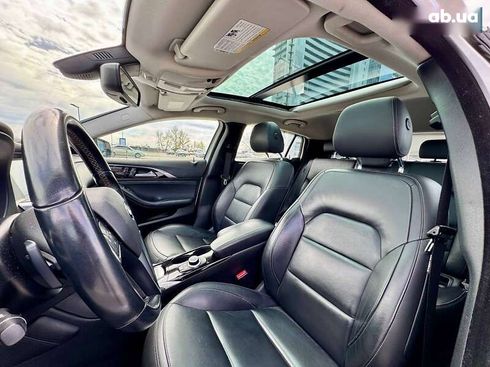 Infiniti QX30 2018 - фото 16
