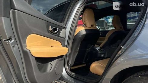 Volvo S60 2019 - фото 22