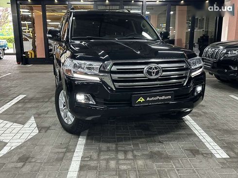 Toyota Land Cruiser 2020 - фото 2