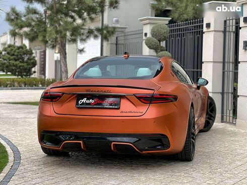Maserati GranTurismo 2024 - фото 16