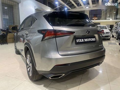 Lexus NX 2020 - фото 12
