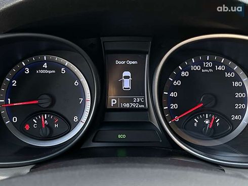 Hyundai Santa Fe 2013 - фото 22