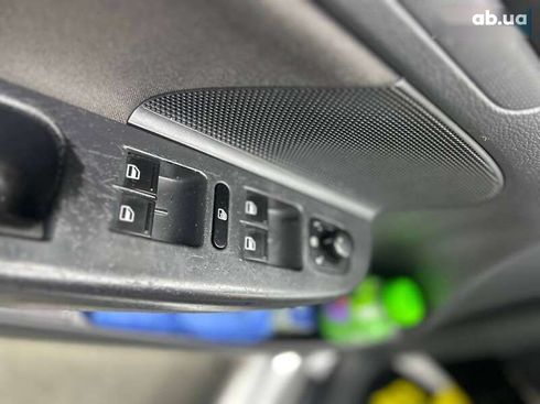 Volkswagen Golf 2004 - фото 7