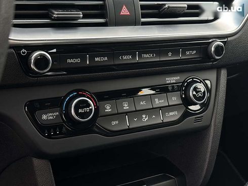 Kia Niro 2021 - фото 18