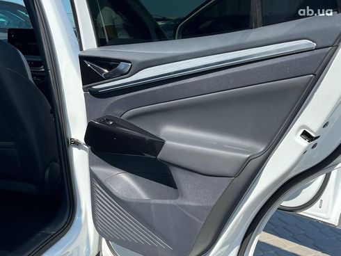 Volkswagen ID.4 2021 белый - фото 107