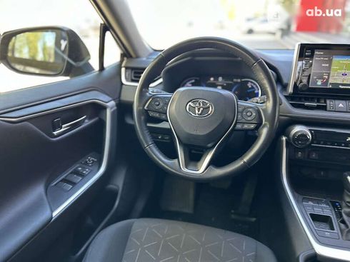 Toyota RAV4 2020 - фото 27