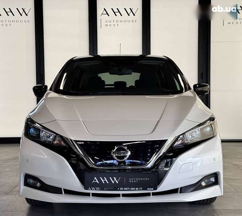 Nissan Leaf 2020 - фото 2
