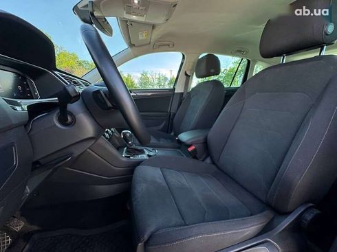 Volkswagen Tiguan 2019 - фото 24