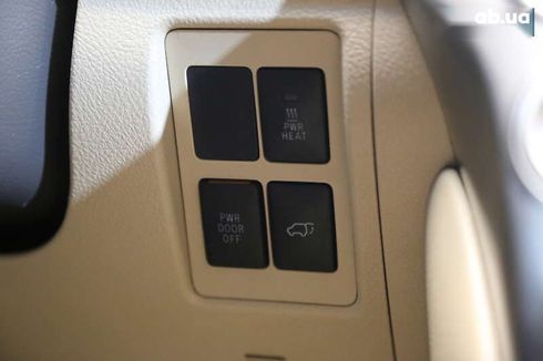 Toyota Land Cruiser 2013 - фото 25