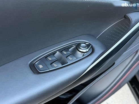 Aston Martin DBX 2023 - фото 19