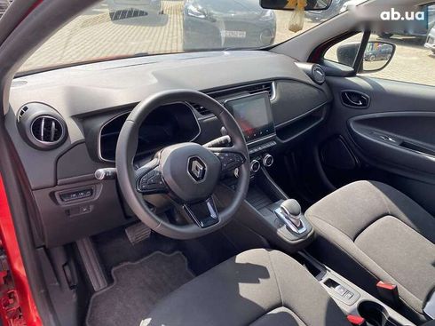 Renault Zoe 2020 - фото 10