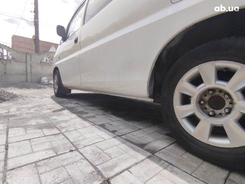 Hyundai h 1 2000 белый - фото 4
