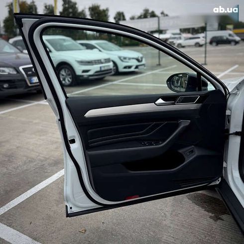 Volkswagen passat alltrack 2021 - фото 19