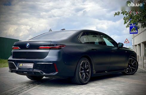 BMW i7 2022 - фото 4