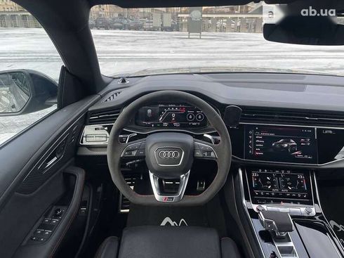 Audi RS Q8 2023 - фото 12