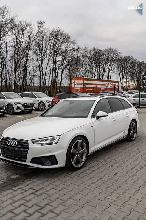 Audi A4 2019 - фото 12