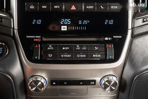 Toyota Land Cruiser 2018 - фото 15