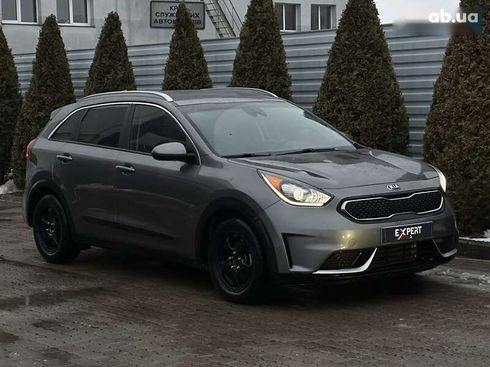 Kia Niro 2018 - фото 10