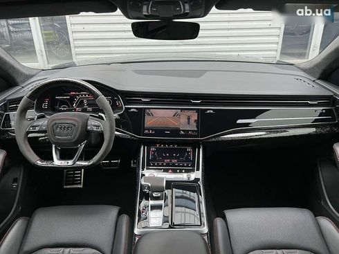 Audi RS Q8 2021 - фото 27