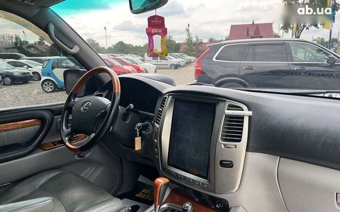 Lexus LX 2005 - фото 22