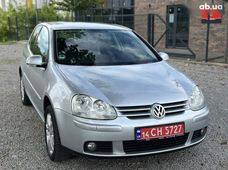 Купить Volkswagen Golf бу в Украине - купить на Автобазаре