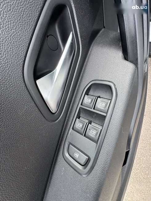Dacia Duster 2020 - фото 20