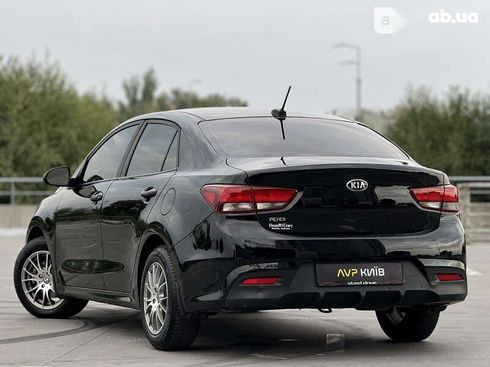 Kia Rio 2017 - фото 2