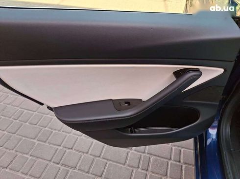 Tesla Model 3 2019 - фото 17