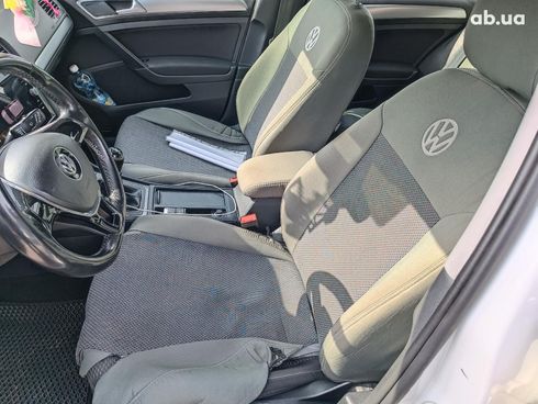 Volkswagen Golf 2019 белый - фото 17