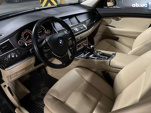 BMW 5 серия 2017 - фото 22