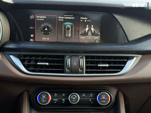 Alfa Romeo Stelvio 2020 - фото 29