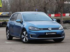 Продажа б/у Volkswagen e-Golf 2015 года - купить на Автобазаре