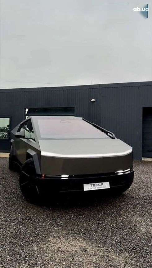 Tesla Cybertruck 2024 - фото 4