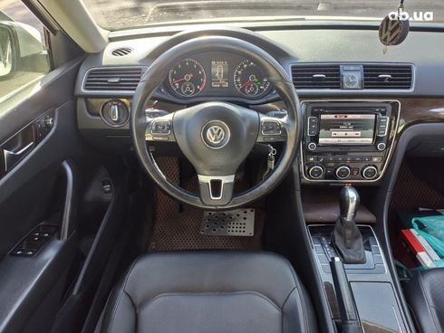 Volkswagen passat b7 2011 белый - фото 31