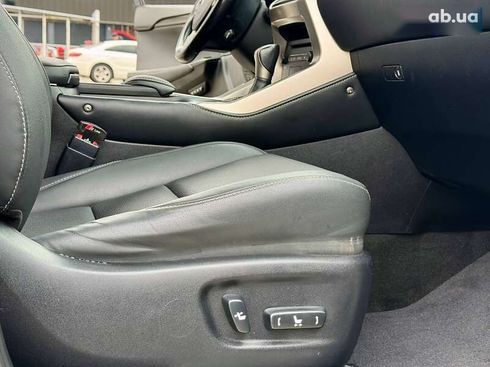 Lexus NX 2016 - фото 24