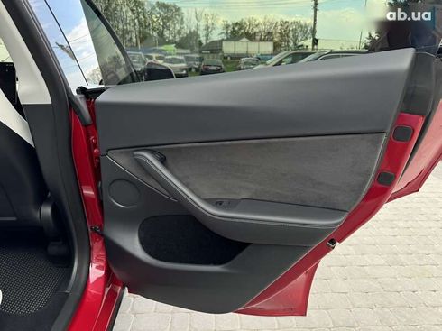 Tesla Model Y 2023 - фото 26