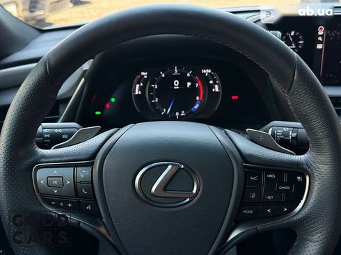 Lexus ES 2020 - фото 27