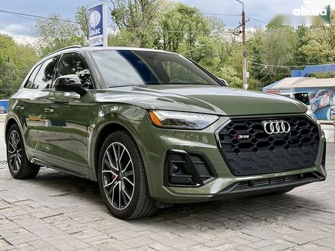 Audi SQ5 2021 - фото 10